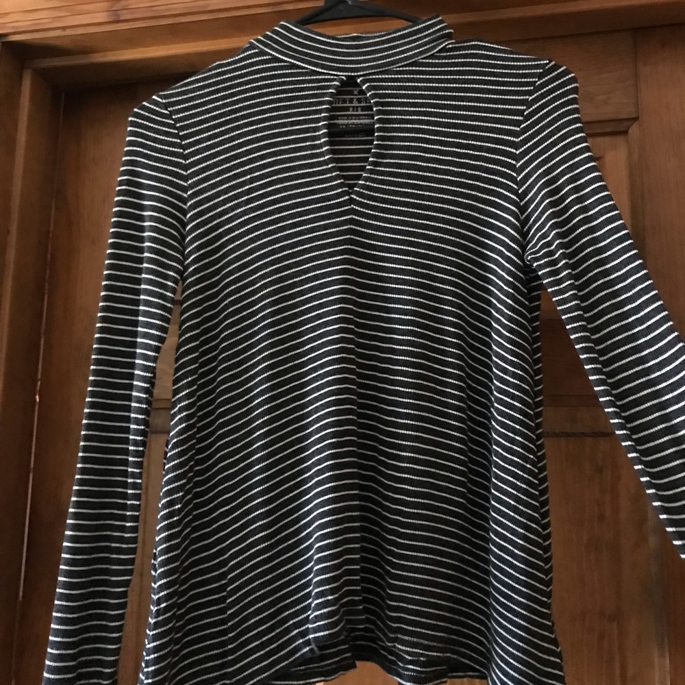 American Eagle Shirt